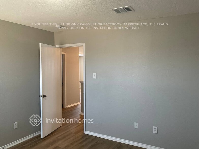 Building Photo - 3012 Cesareo Dr