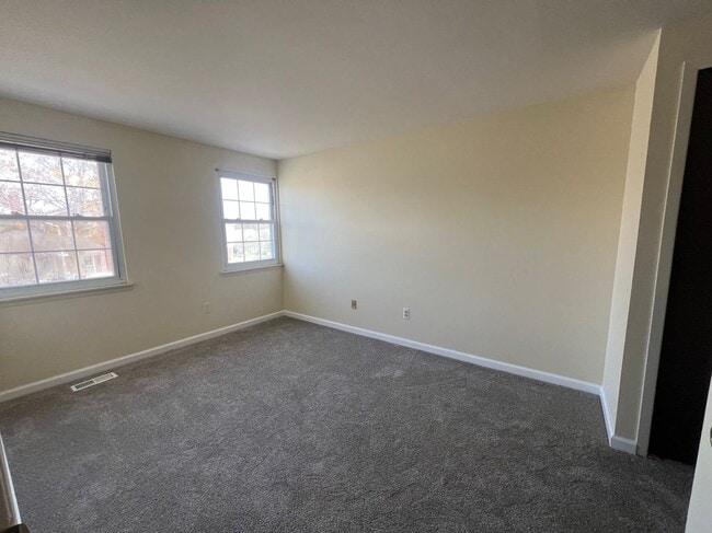 Building Photo - 42127 Gladwin St