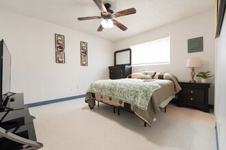 Building Photo - Executive Rental **Stylish & Fully Furnished 2-Bedroom in the Heart of Farmington – Flexible Leas...