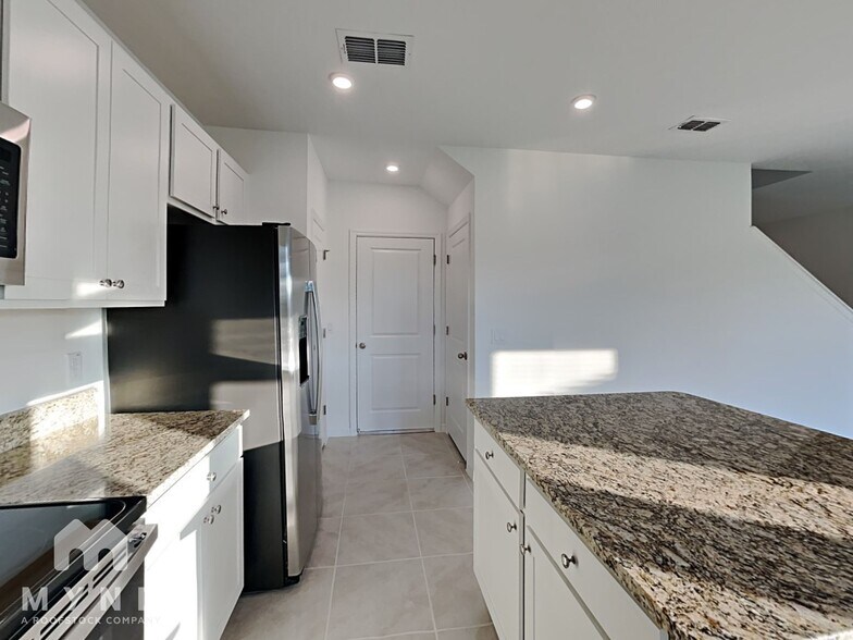 Building Photo - 6803 Branham Mill Ct