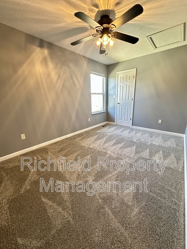 Building Photo - 11212 Pegasus Dr