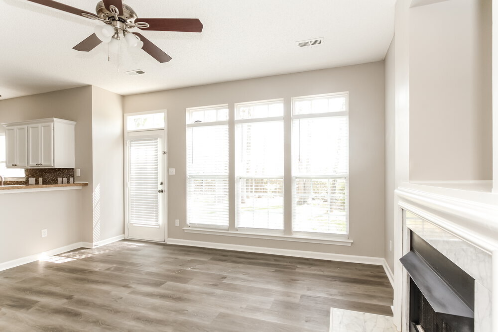 Building Photo - 6116 Red Clover Ln