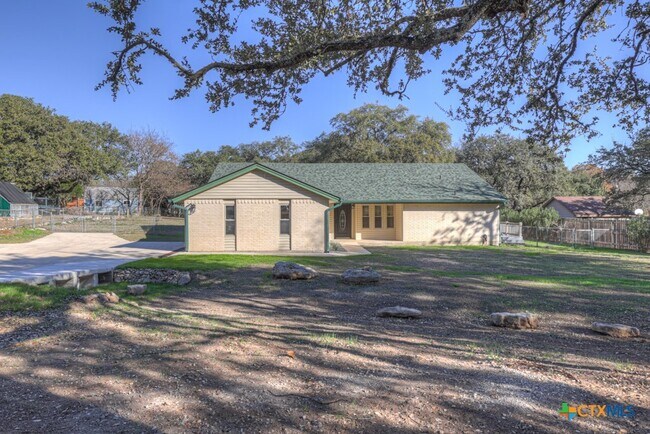 Building Photo - 1260 Flaming Oak Dr