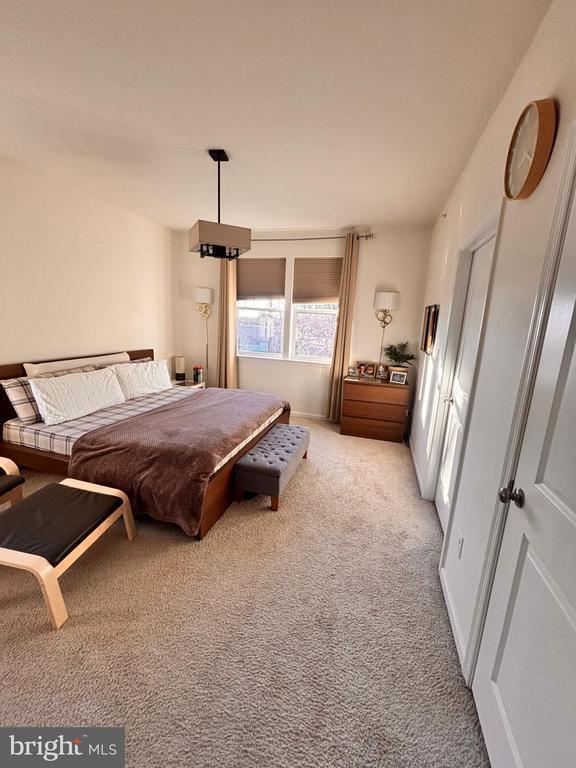 Building Photo - 328 Dawson Pl