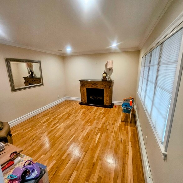 Building Photo - 10 Foxwood Ln