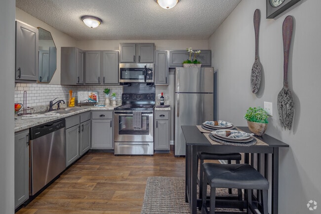 Interior Photo - Slate at Ninety-Six