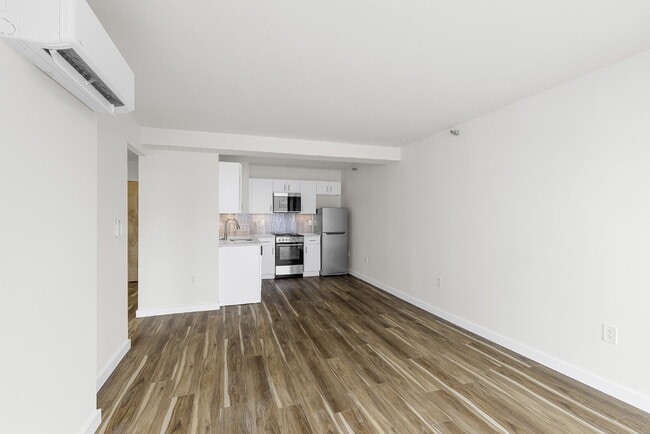 Building Photo - Boardwalk House A-03 | Spacious 1BR, 528 SF