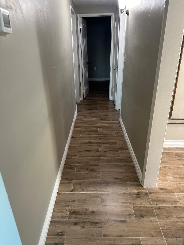 Building Photo - 260 E 46th St