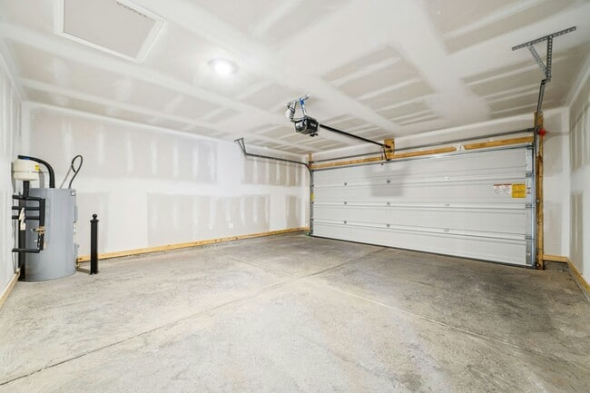 Building Photo - 595 Sterling Pl