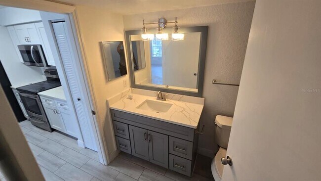 Building Photo - 2206 Antigua Pl