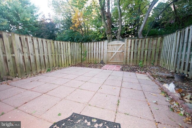 Building Photo - 7993 Tyson Oaks Cir