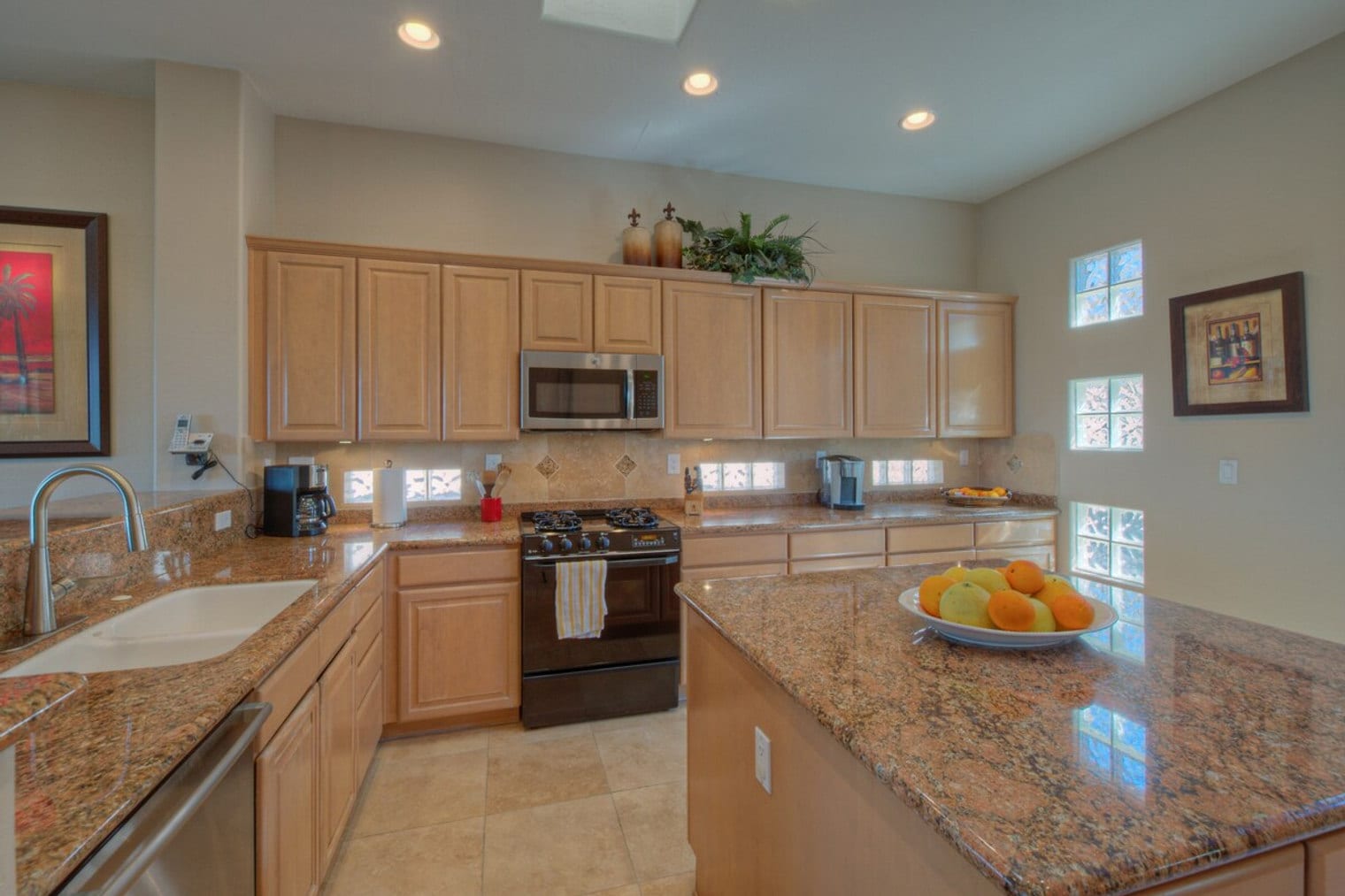 Building Photo - 7155 E Night Glow Cir