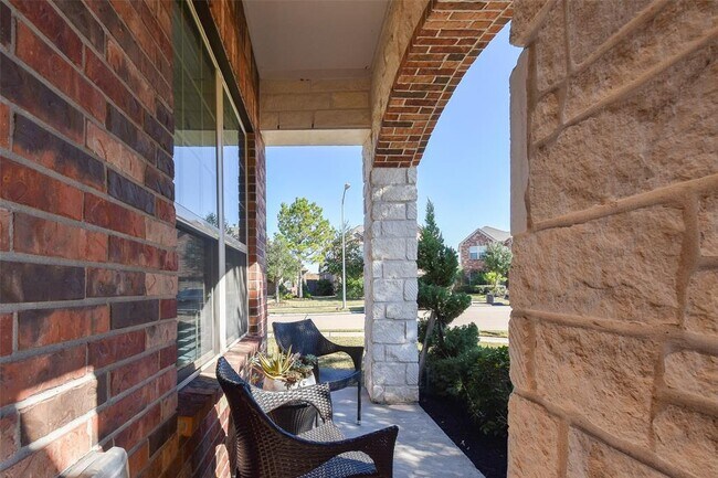 Building Photo - 6427 Addlestone Ridge Ln