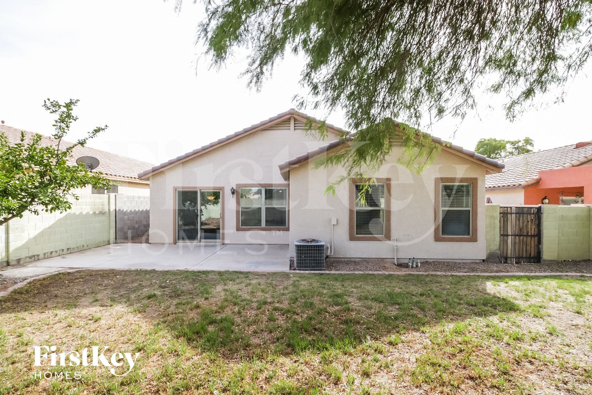 Building Photo - 8526 E Meseto Ave