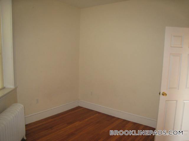 Building Photo - 66 Egmont St