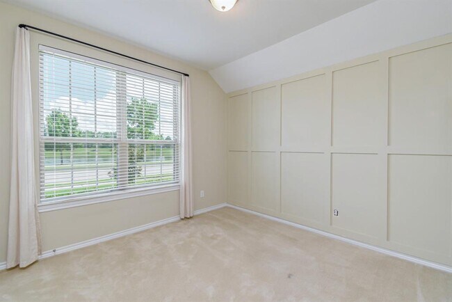 Building Photo - 9623 Thimbleweed Dr