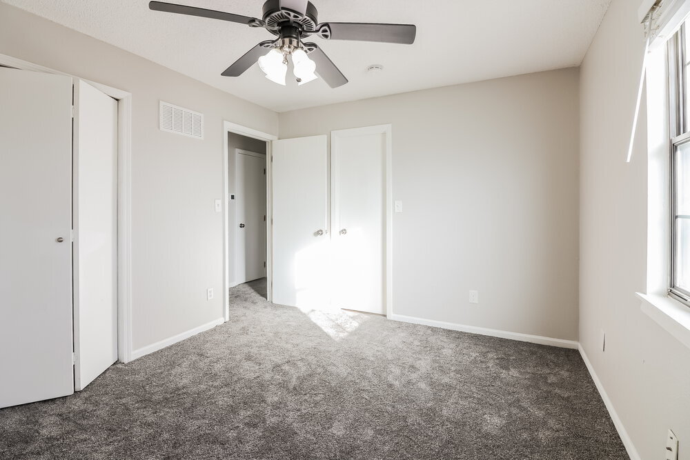 Building Photo - 101 E Pacific Dr