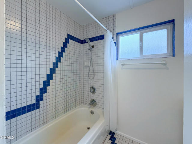 Building Photo - 4027 Ocean Dr