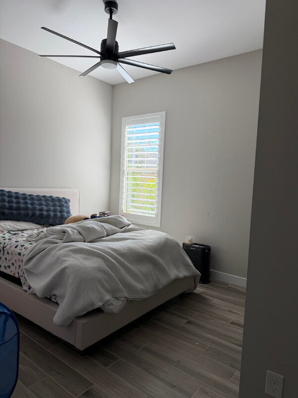 Building Photo - 4191 S Emerald Dr