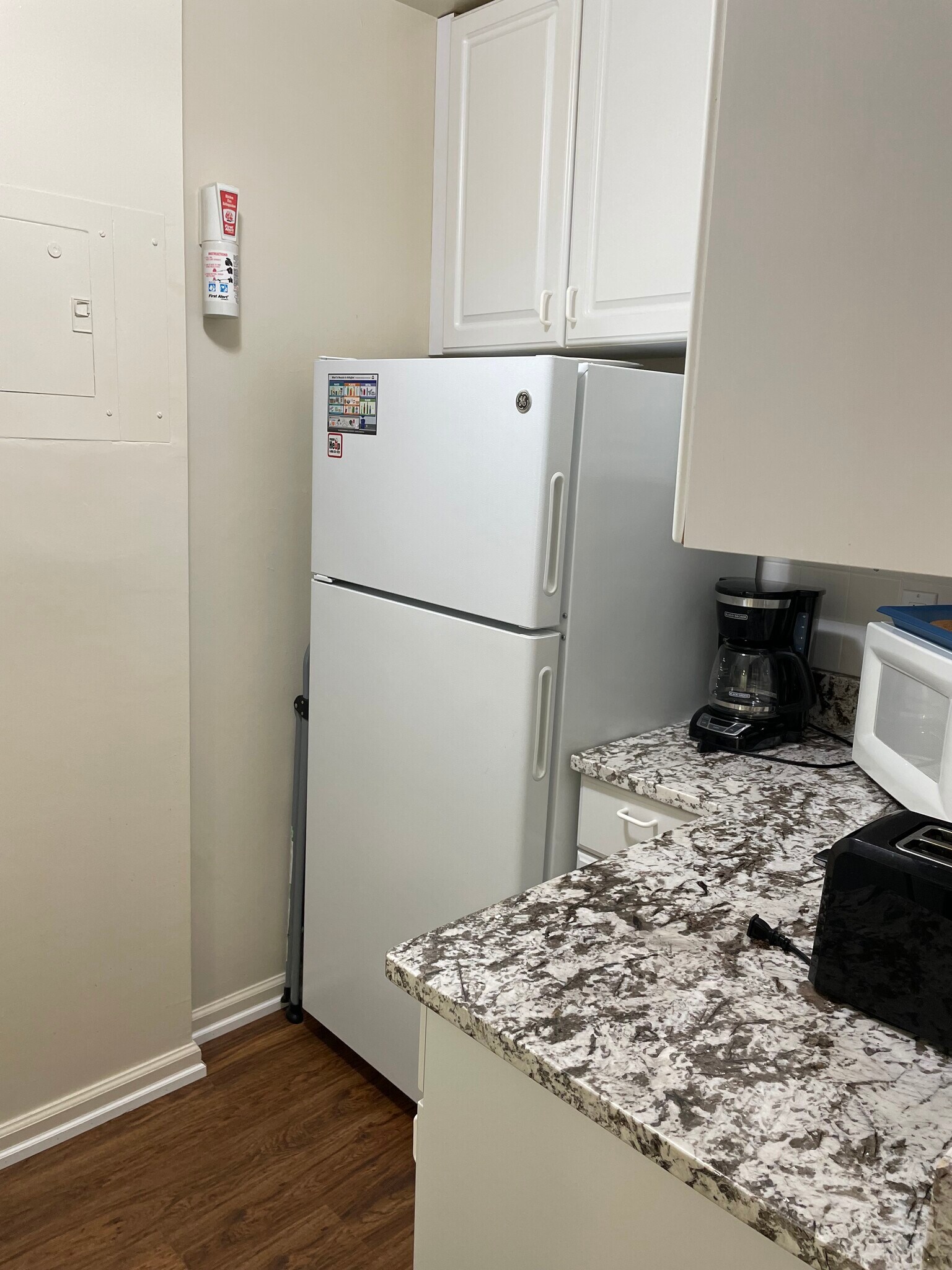 Kitchen - 1121 Arlington Blvd