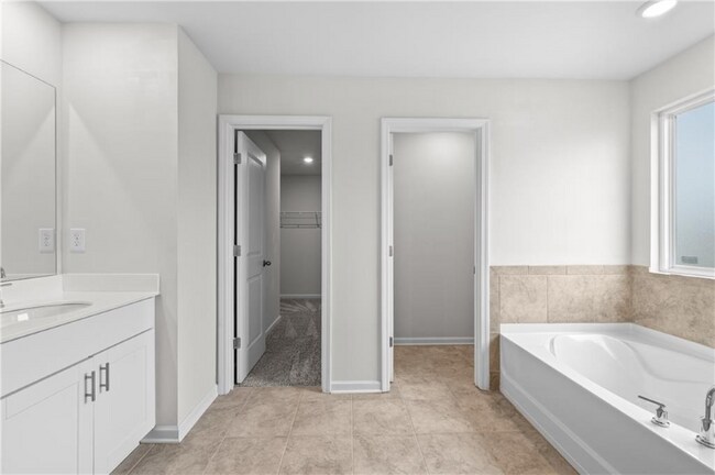 Building Photo - 5947 Green Ash Ct