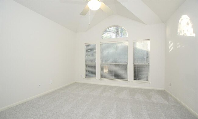 Building Photo - 130 N Magnolia Pond Pl