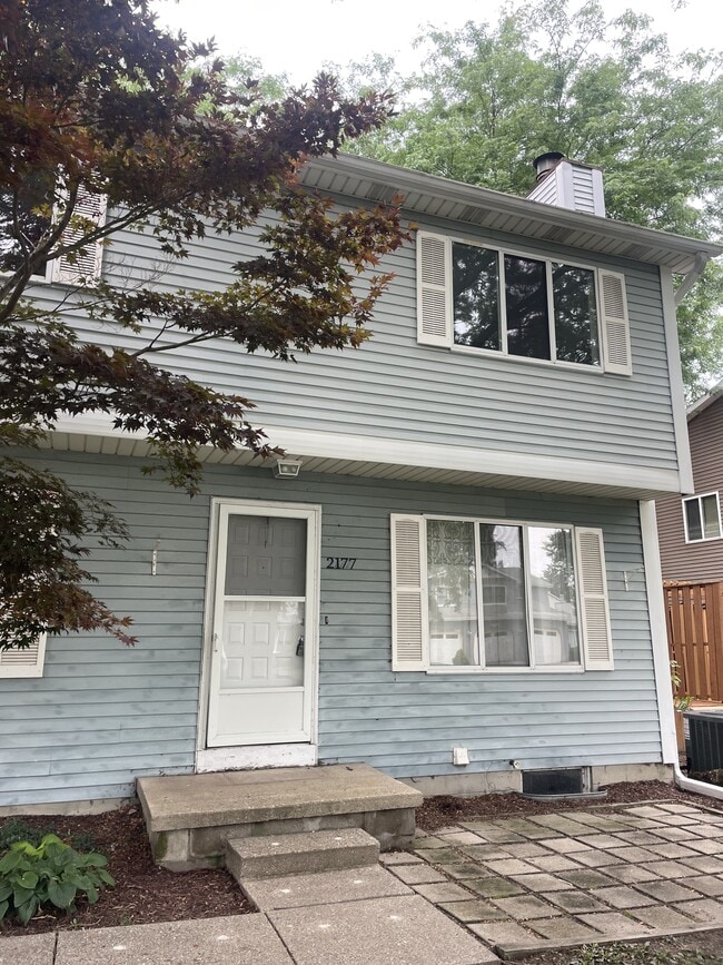 Building Photo - 2177 Woodleaf Ct