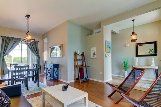 Building Photo - 1421 Beach Club Ln
