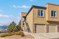 Building Photo - Immaculate 2 Bed 2 Bath Condo with Pikes Peak Views in D49!!!