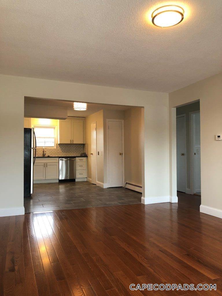 Building Photo - 21 Thomas Ave