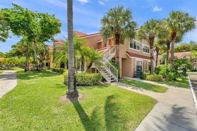 Building Photo - 15560 SW 104th Terrace