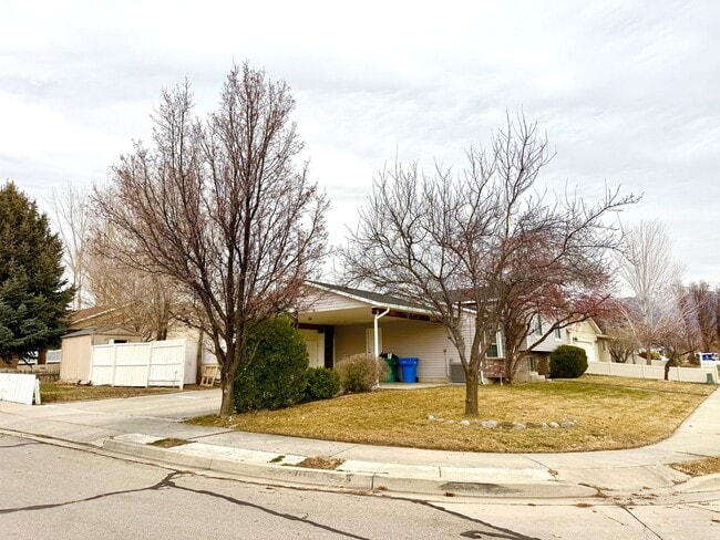 Building Photo - Beautiful Home in Excellent Lehi Location!