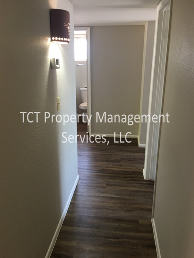 Building Photo - 3 Bed/ 2 Bath in Dobson Ranch