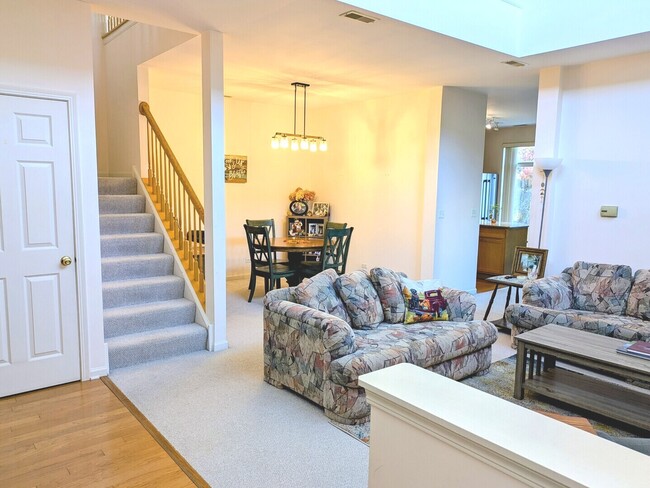 Building Photo - 2927 Falling Waters Ln