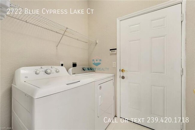 Building Photo - 2722 Blue Cypress Lake Ct