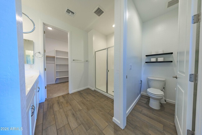 Building Photo - 40005 W Elm Dr