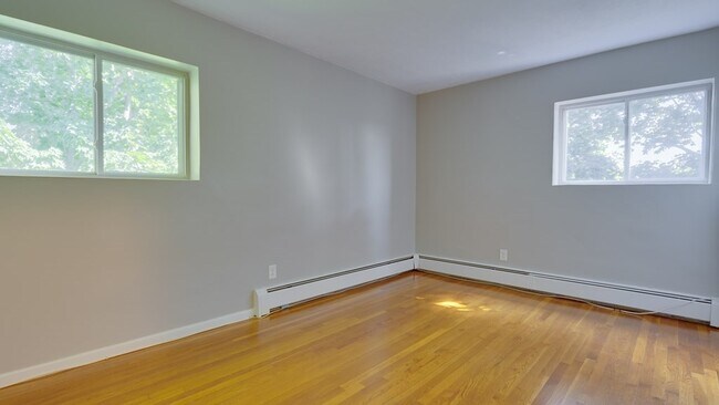 Building Photo - 135 Granite Ave