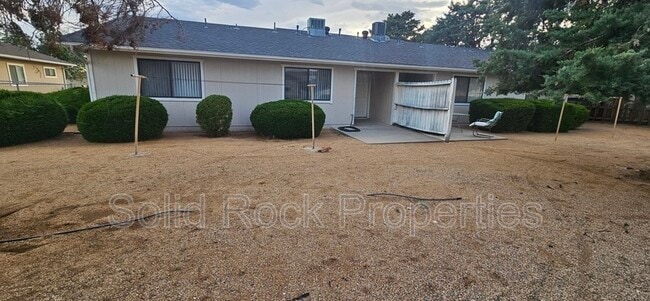 Building Photo - 4541 N Sauter Dr E