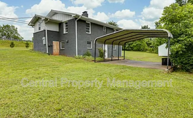 Building Photo - 1126 N Hwy 25 Bypass