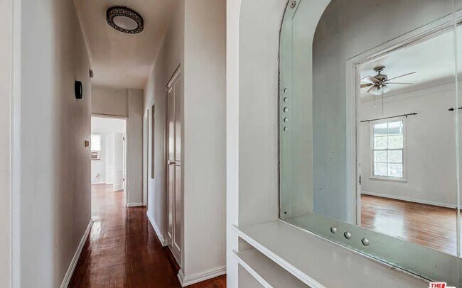 Building Photo - 201 S Doheny Dr