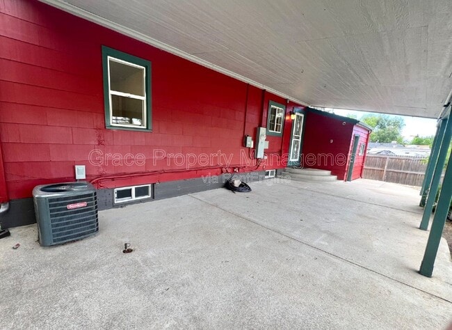 Building Photo - 1235 S Patton Ct