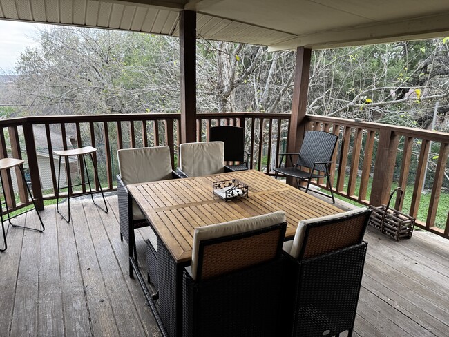 Building Photo - 791 Moonglow Ave