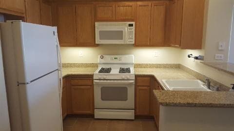 Building Photo - DUBLIN RANCH THE TERRACES 4th Floor 3br. 2ba., Gated Underground Parking!