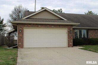 Building Photo - 2807 Cronin Dr