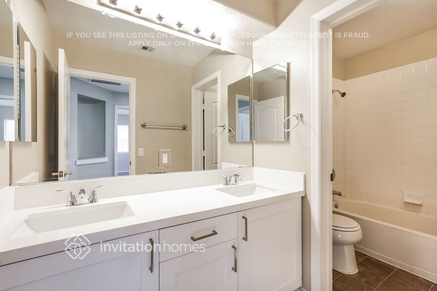 Building Photo - 8417 Willow Point Ct