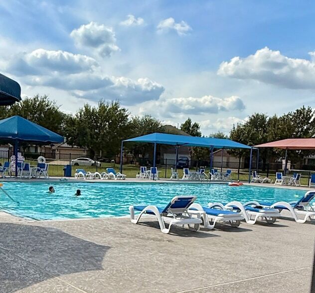 Building Photo - 308 Acklington Dr