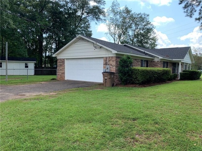 Building Photo - 2329 Genoa Dr
