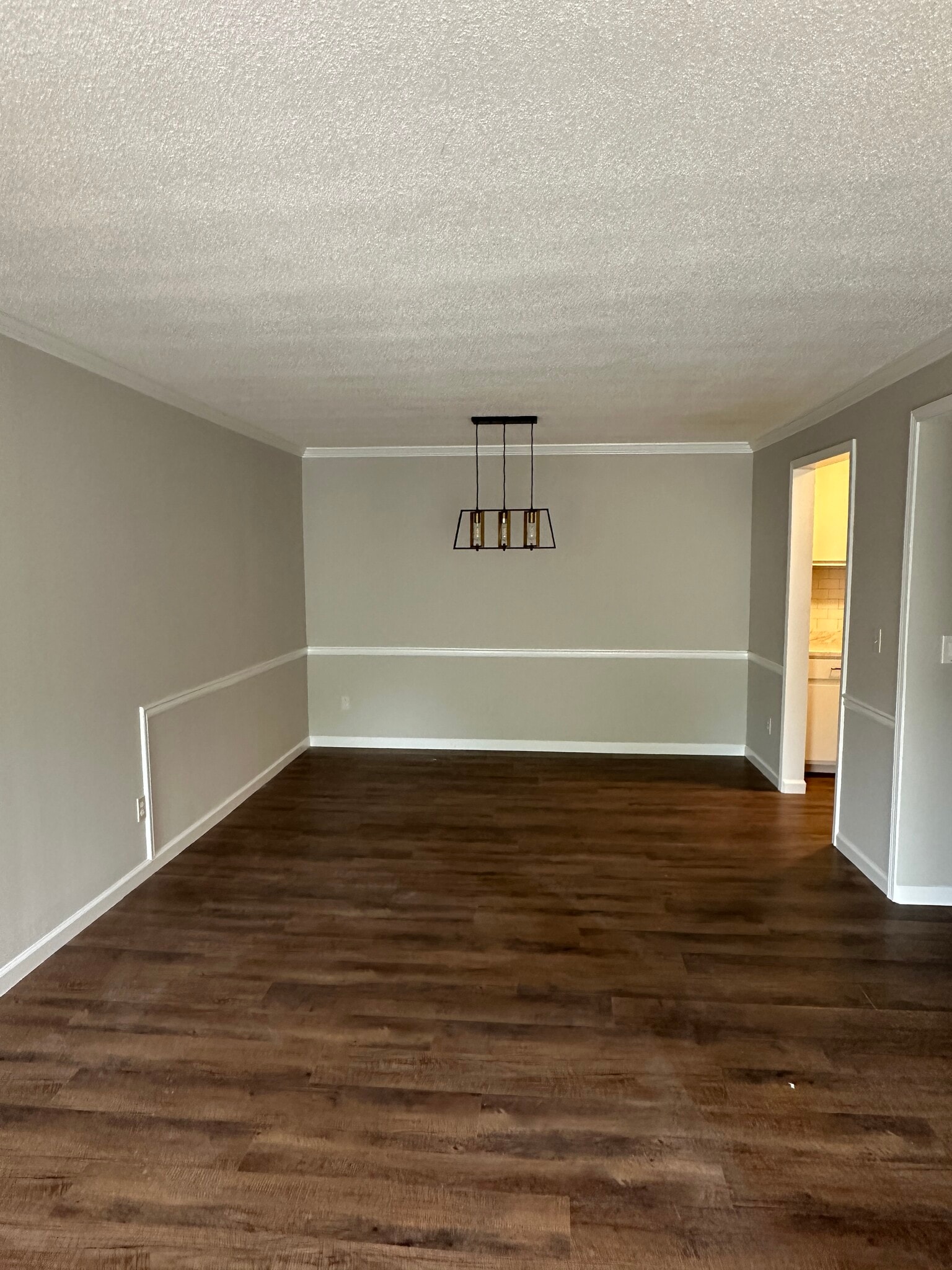 Dining area - 1177 Church St