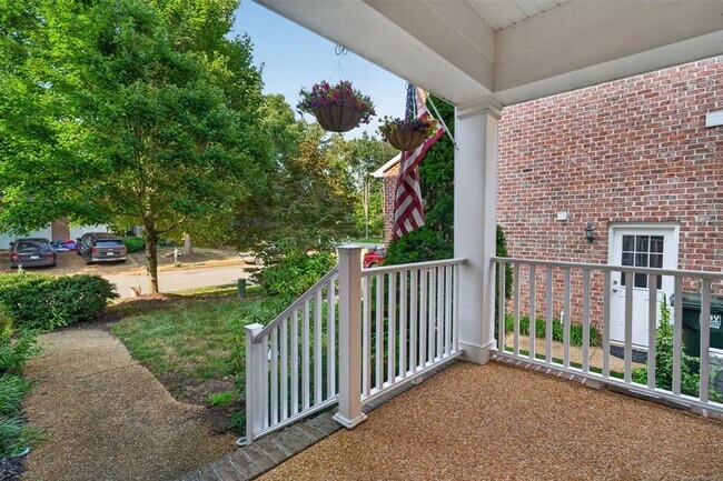 Building Photo - 5505 Brixton Rd