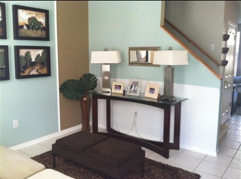 Formal Living Room - 9909 New Parke Rd